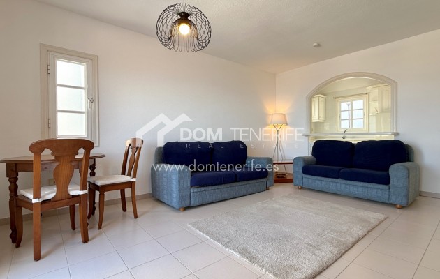 Alquiler a largo plazo - Apartamento -
Adeje - Torviscas Alto