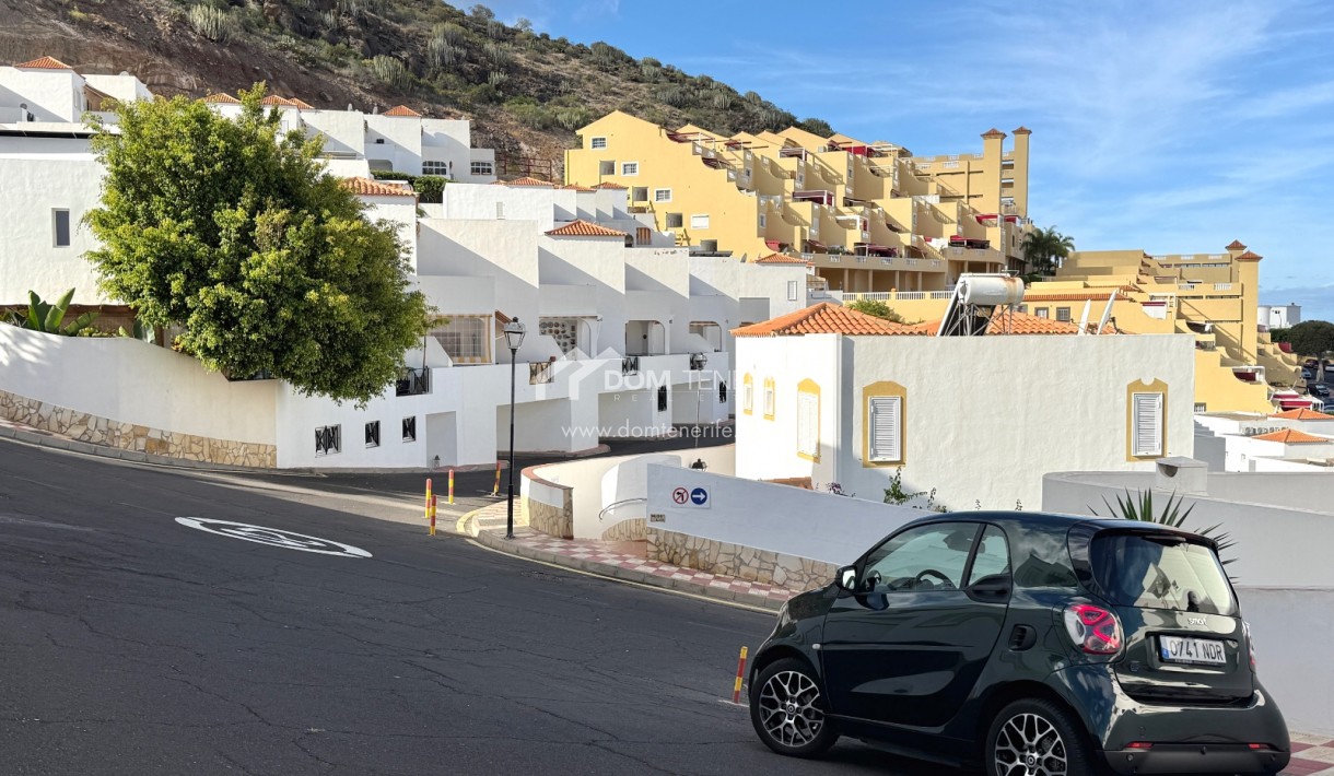 Alquiler a largo plazo - Apartamento -
Adeje - Torviscas Alto
