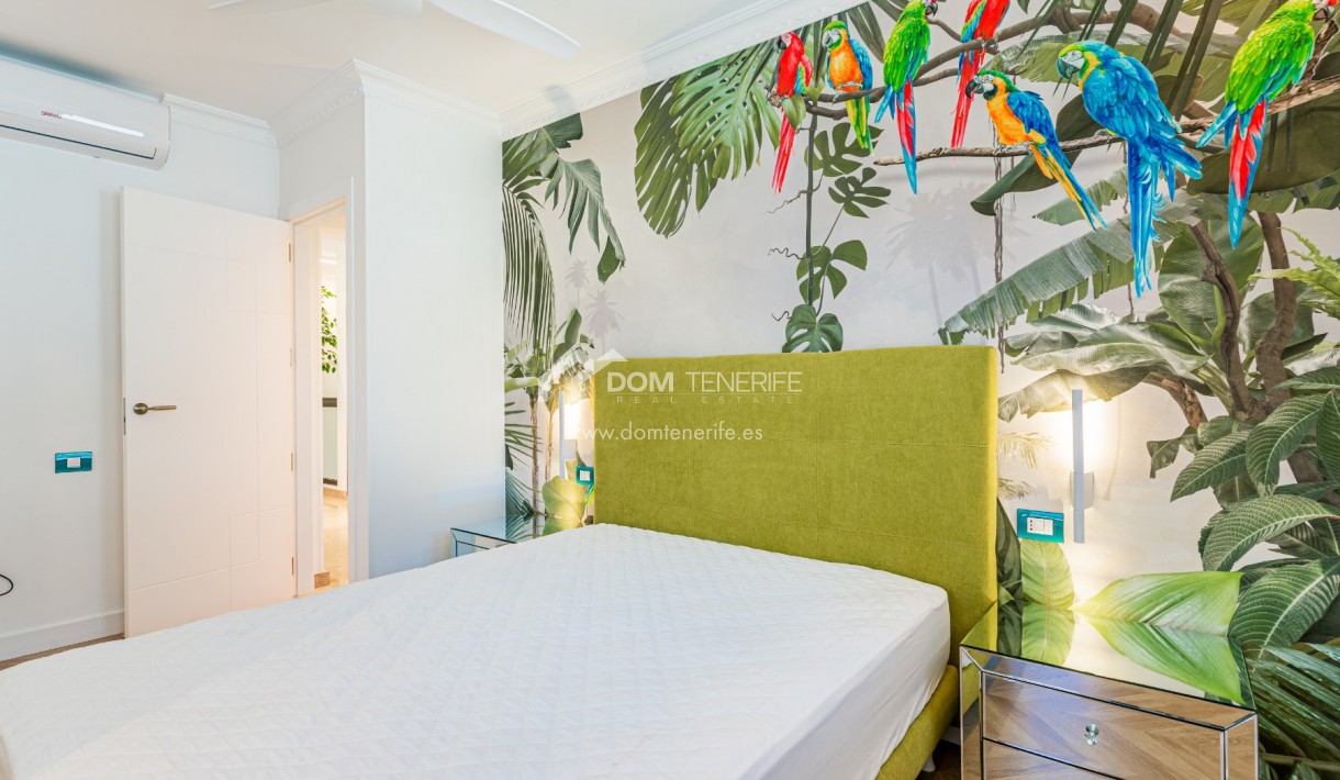 Продажа - Вилла -
Адехе - Ла Калета