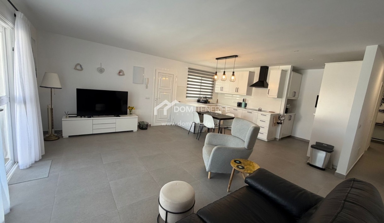 Sale - Apartment -
Santiago del Teide - Los Gigantes