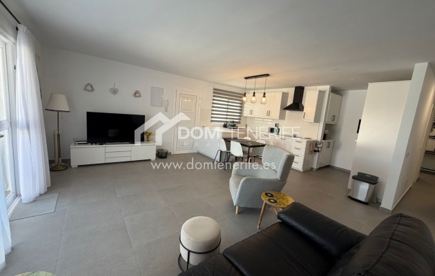 Sale - Apartment -
Santiago del Teide - Los Gigantes