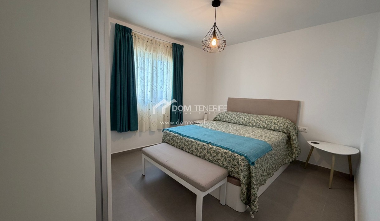 Sale - Apartment -
Santiago del Teide - Los Gigantes