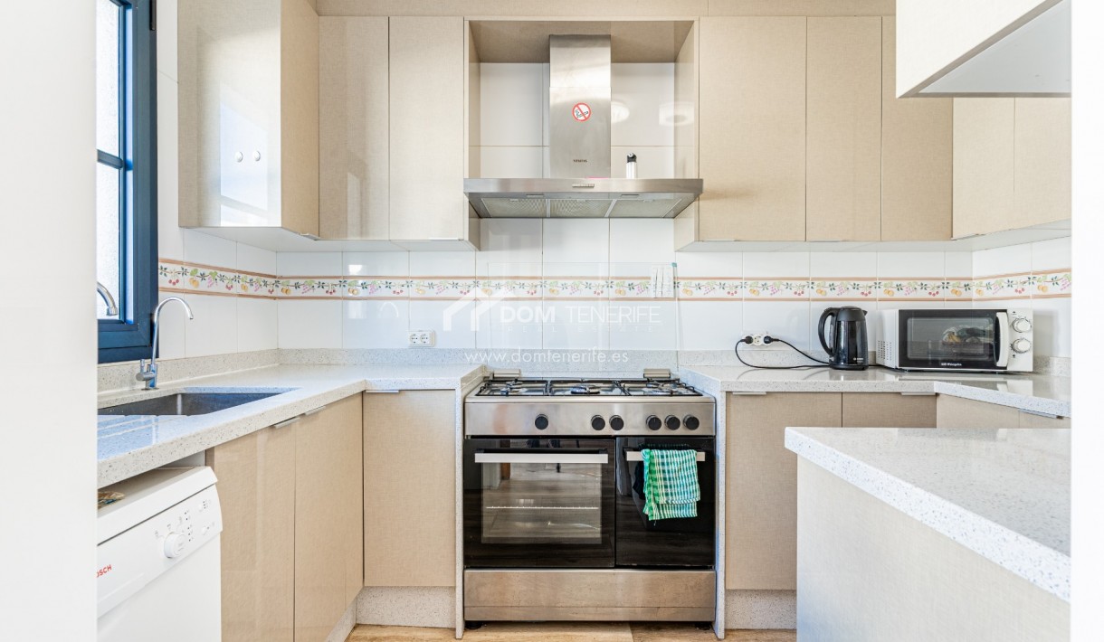 Sale - Townhouse -
Adeje - El Madroñal