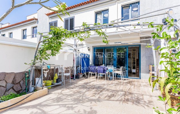 Sale - Townhouse -
Adeje - El Madroñal