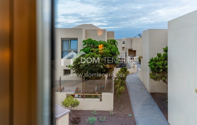 Venta - Chalet adosado -
Granadilla de Abona  - La Tejita