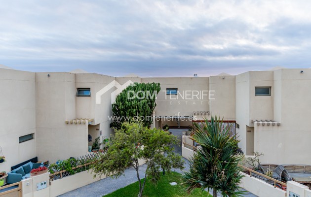 Venta - Chalet adosado -
Granadilla de Abona  - La Tejita