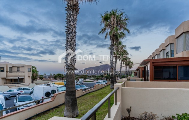 Venta - Chalet adosado -
Granadilla de Abona  - La Tejita