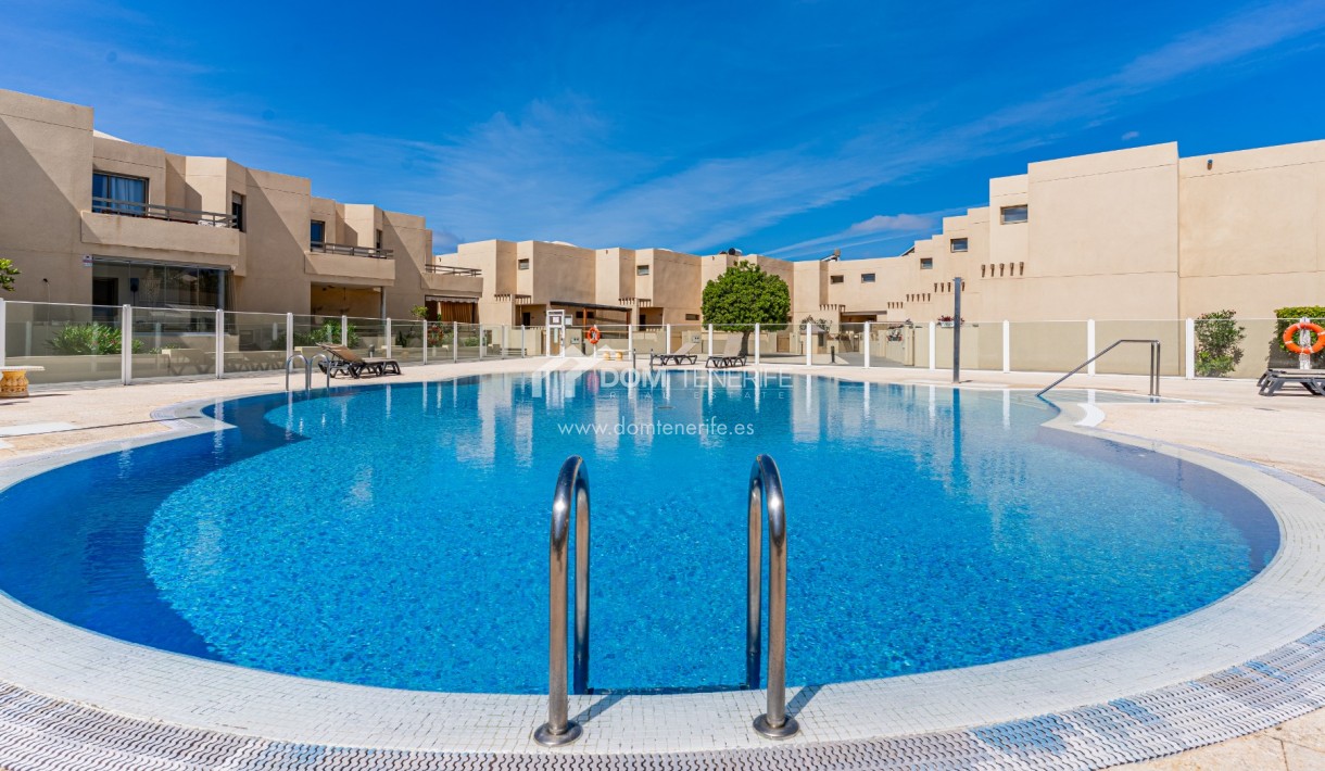 Venta - Chalet adosado -
Granadilla de Abona  - La Tejita