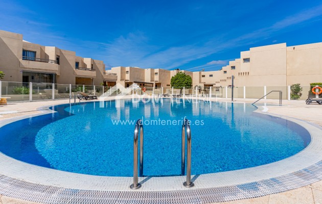 Venta - Chalet adosado -
Granadilla de Abona  - La Tejita