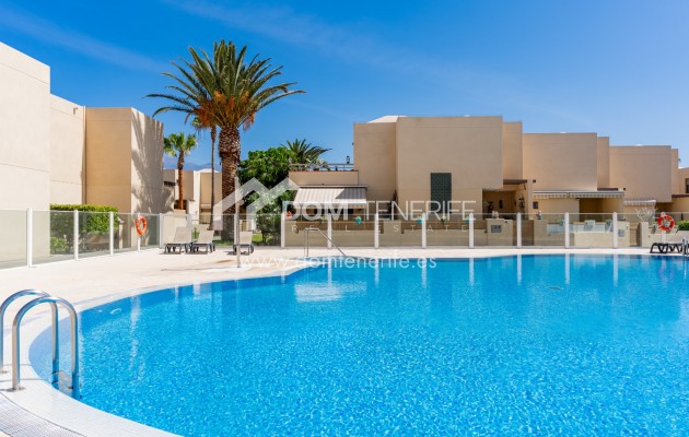 Venta - Chalet adosado -
Granadilla de Abona  - La Tejita