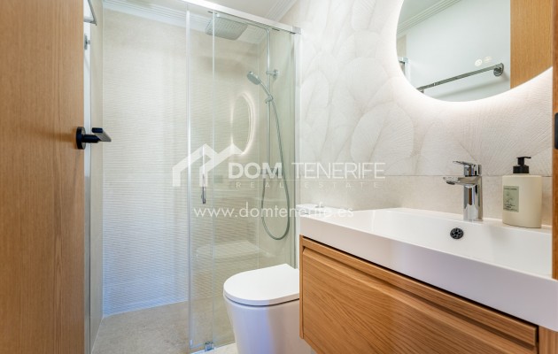Venta - Chalet adosado -
Granadilla de Abona  - La Tejita