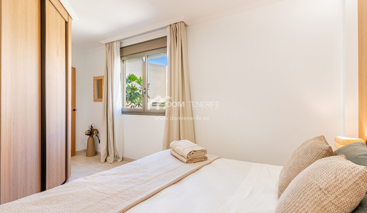 Venta - Chalet adosado -
Granadilla de Abona  - La Tejita