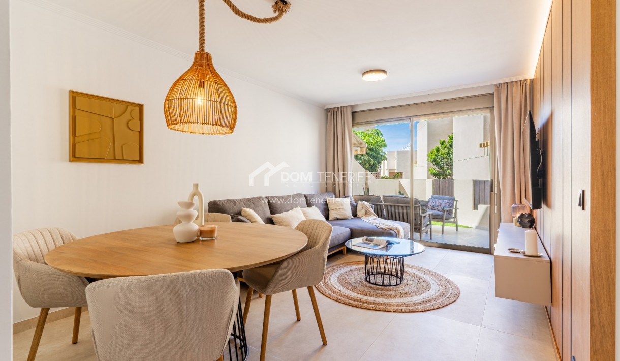 Venta - Chalet adosado -
Granadilla de Abona  - La Tejita