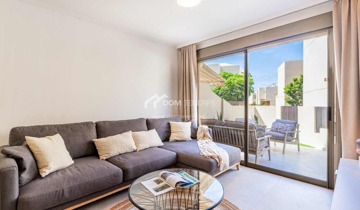 Venta - Chalet adosado -
Granadilla de Abona  - La Tejita