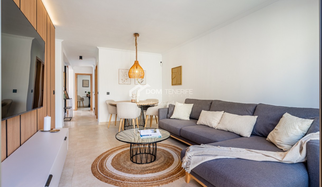 Venta - Chalet adosado -
Granadilla de Abona  - La Tejita