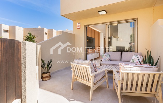 Venta - Chalet adosado -
Granadilla de Abona  - La Tejita