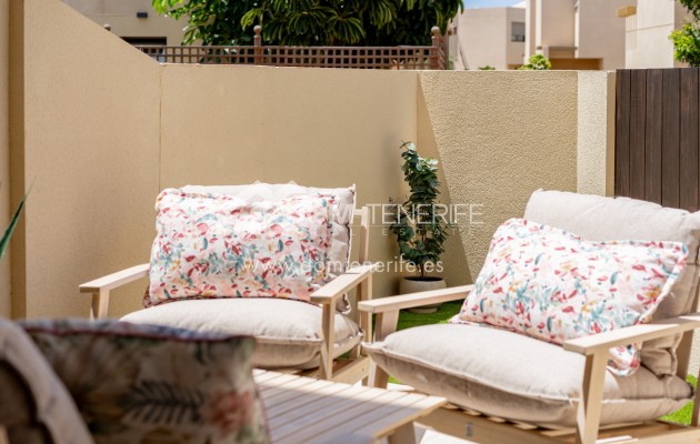 Venta - Chalet adosado -
Granadilla de Abona  - La Tejita