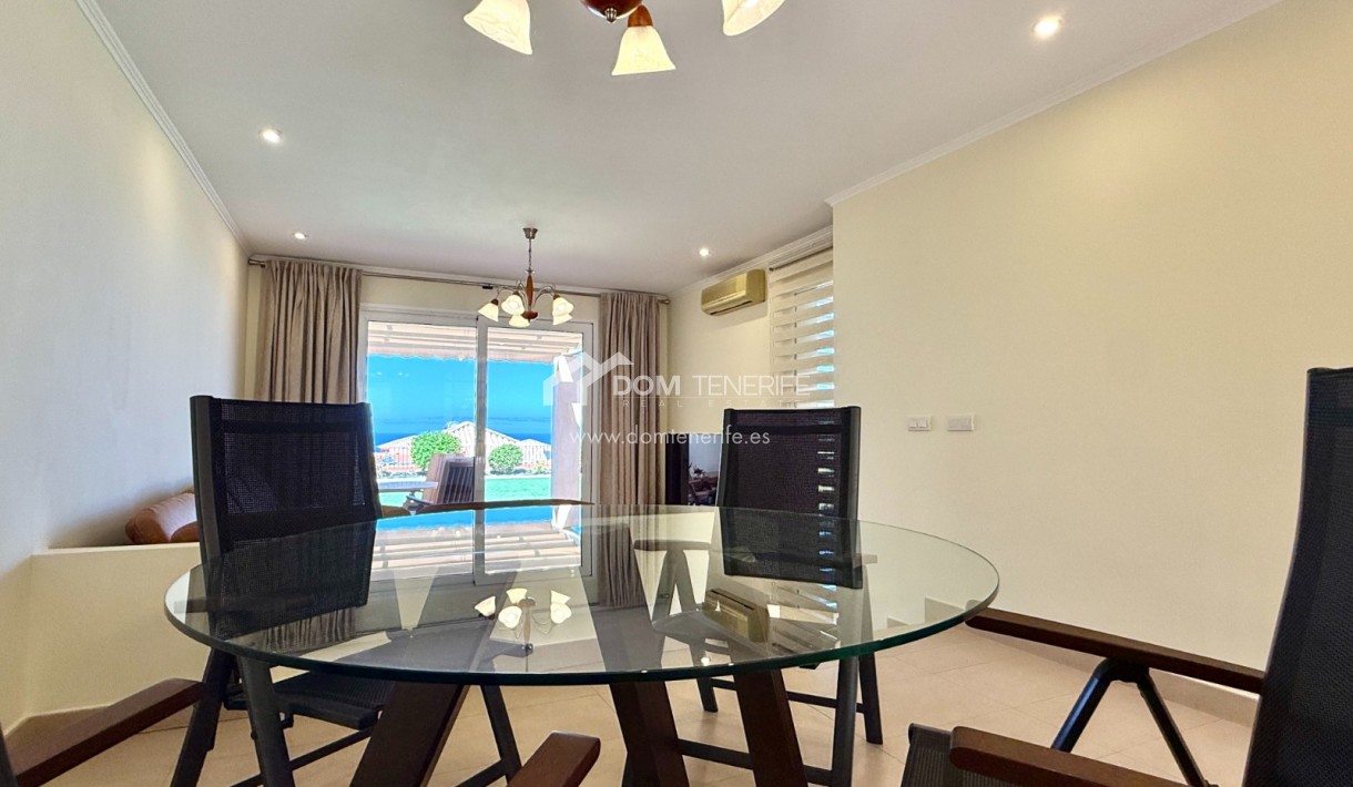 Venta - Chalet pareado -
Adeje - La Caleta