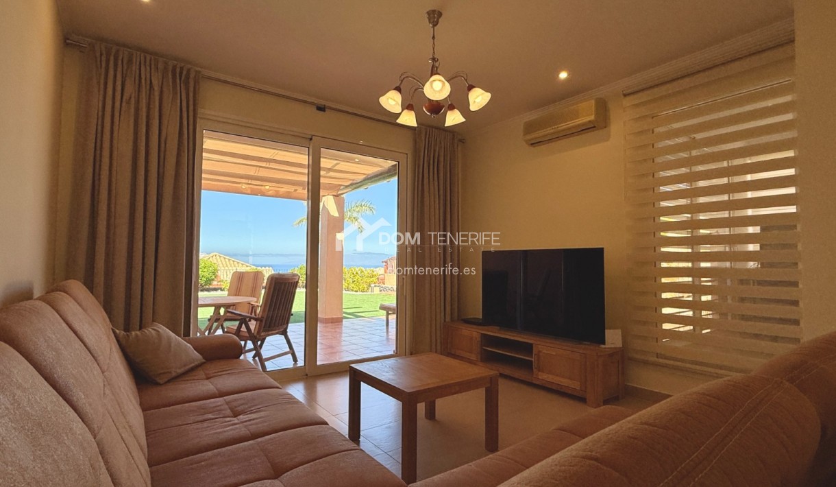 Venta - Chalet pareado -
Adeje - La Caleta