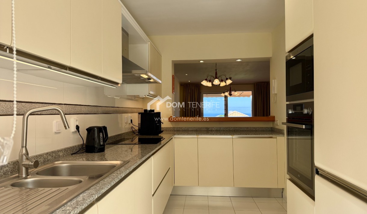 Venta - Chalet pareado -
Adeje - La Caleta