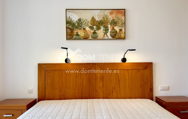 Venta - Chalet pareado -
Adeje - La Caleta