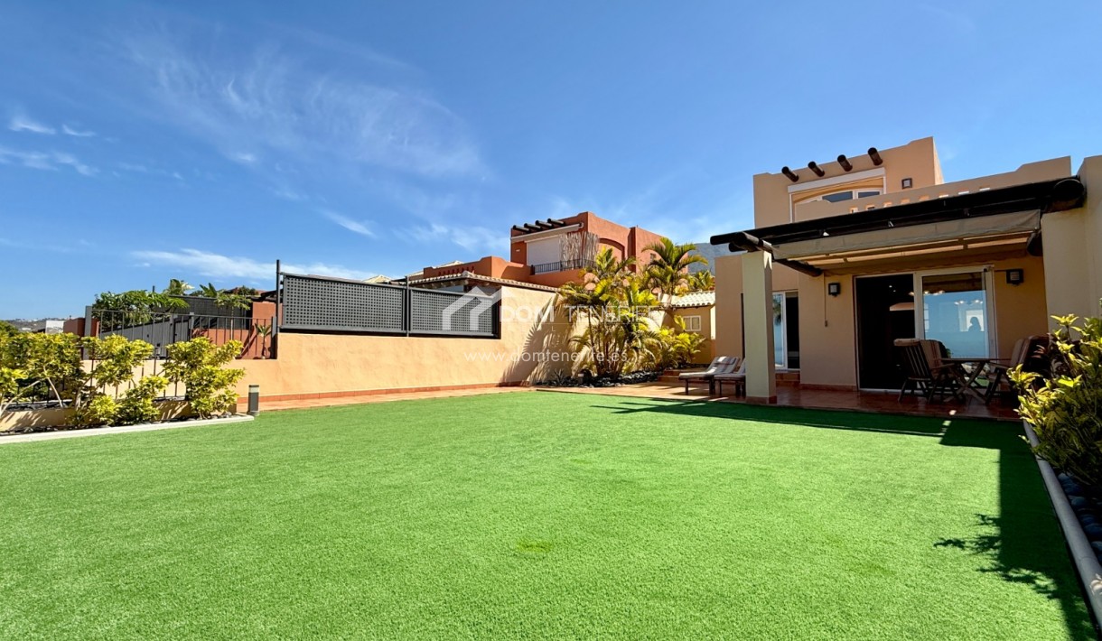 Venta - Chalet pareado -
Adeje - La Caleta