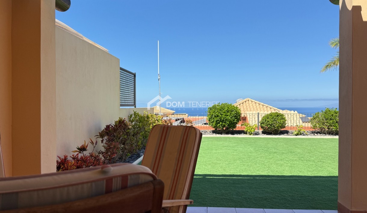 Venta - Chalet pareado -
Adeje - La Caleta