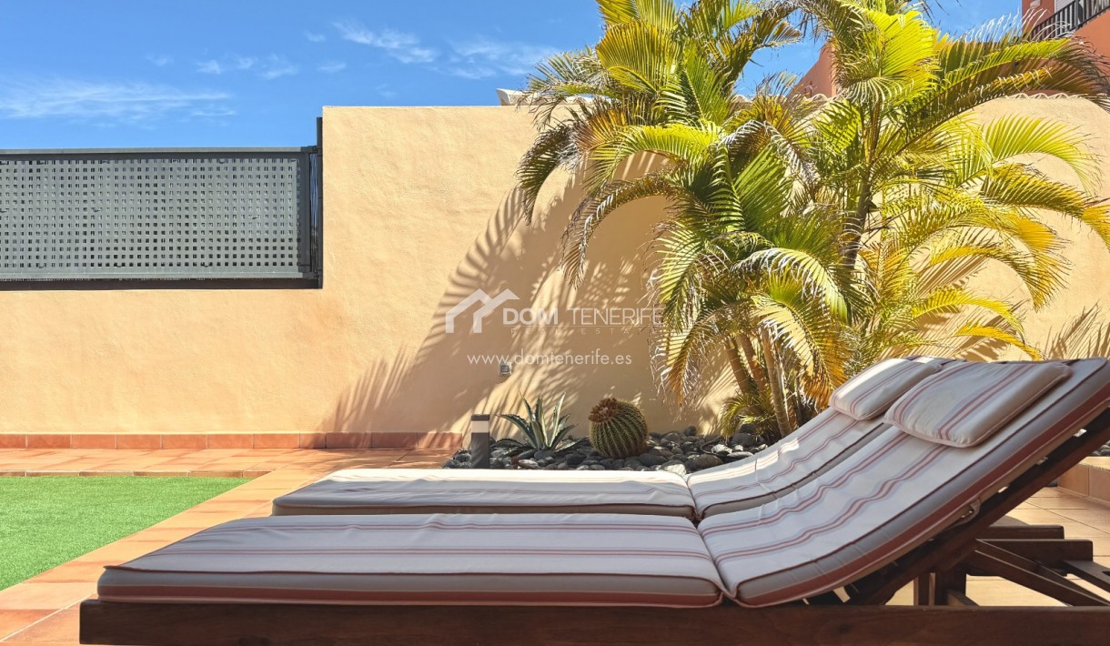 Venta - Chalet pareado -
Adeje - La Caleta