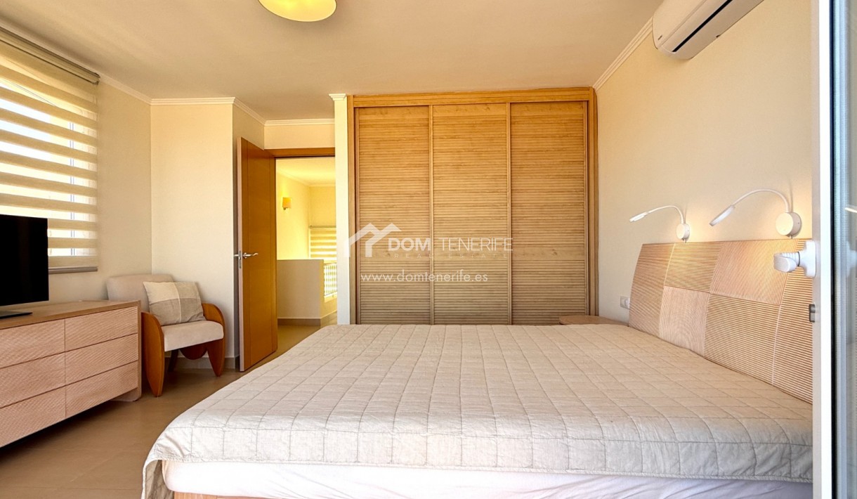 Venta - Chalet pareado -
Adeje - La Caleta
