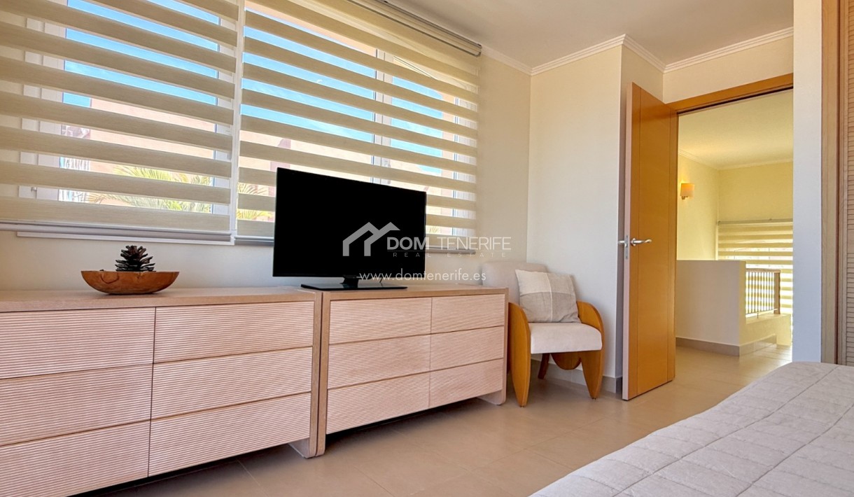 Venta - Chalet pareado -
Adeje - La Caleta