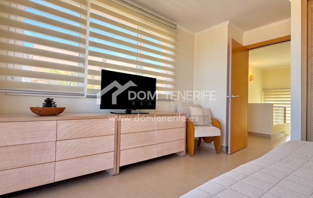 Venta - Chalet pareado -
Adeje - La Caleta