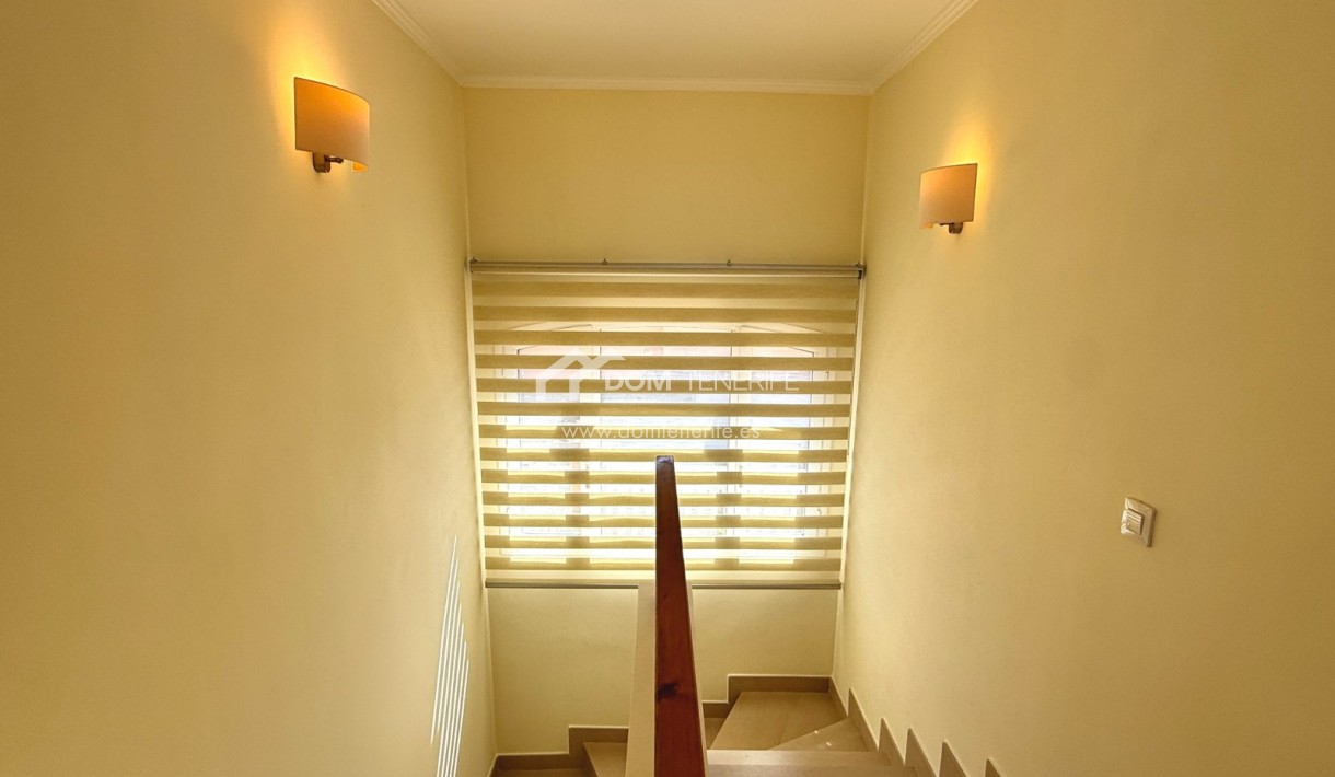 Venta - Chalet pareado -
Adeje - La Caleta