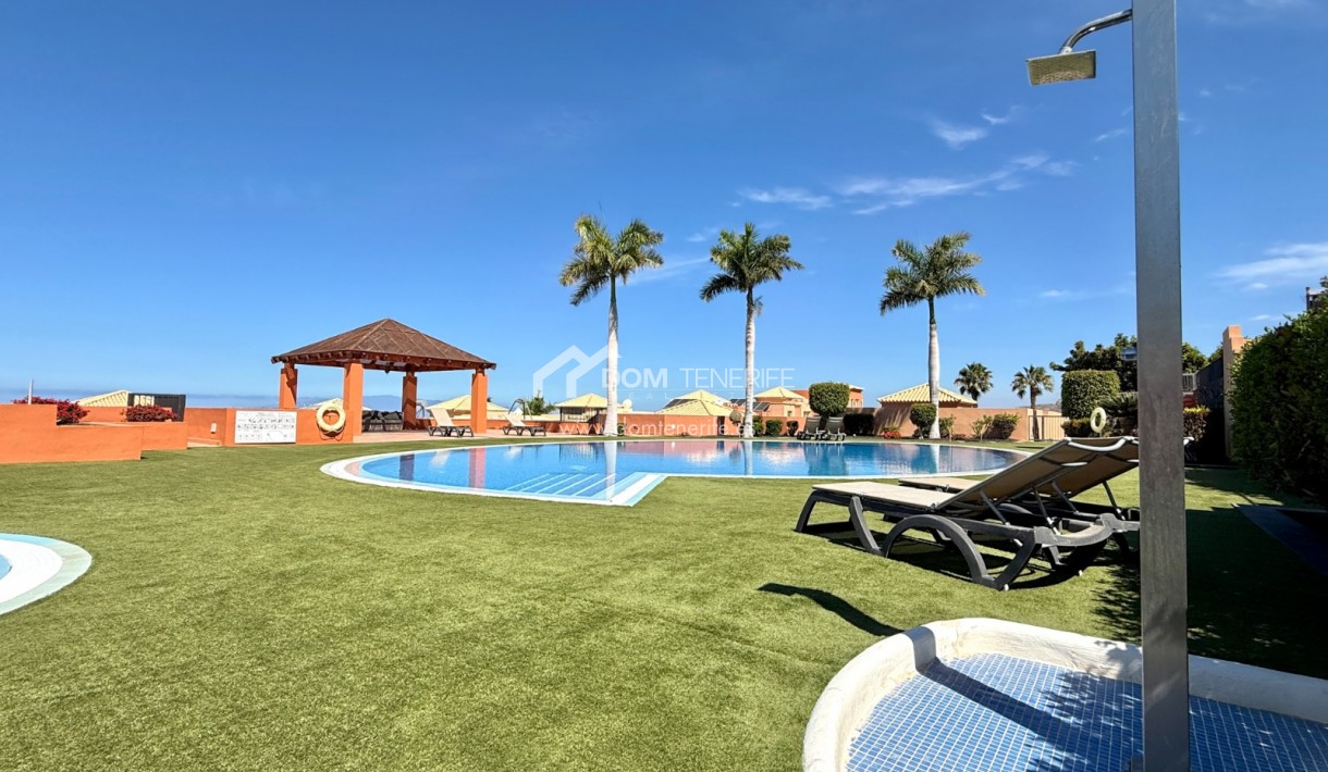 Venta - Chalet pareado -
Adeje - La Caleta