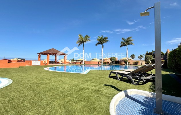 Venta - Chalet pareado -
Adeje - La Caleta