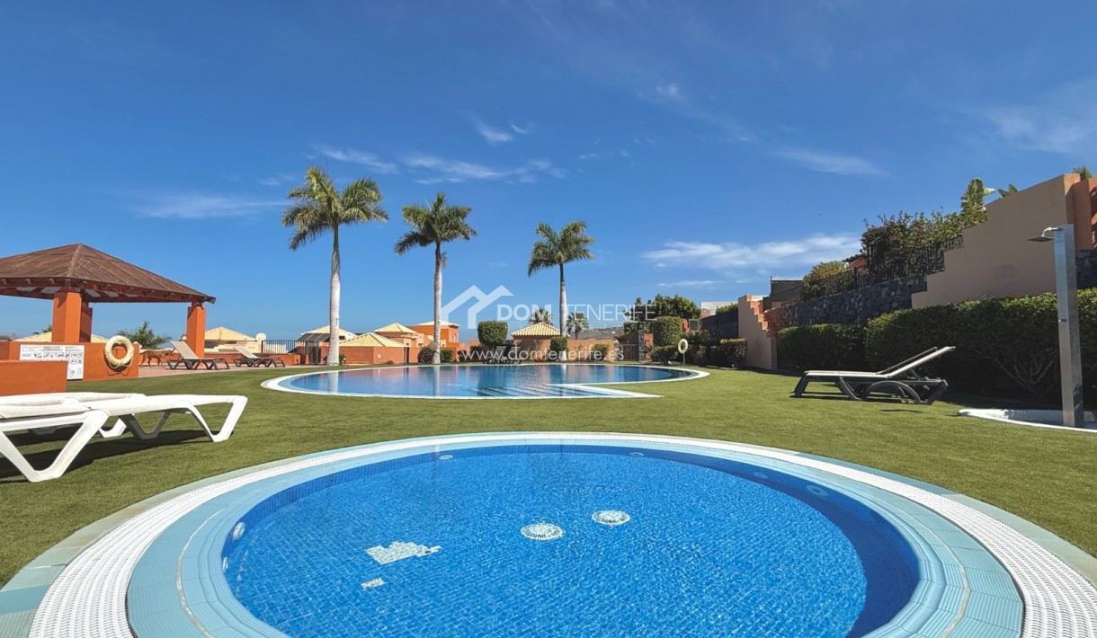 Venta - Chalet pareado -
Adeje - La Caleta