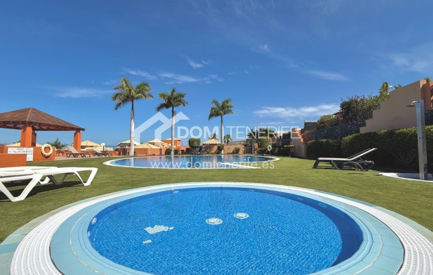 Venta - Chalet pareado -
Adeje - La Caleta