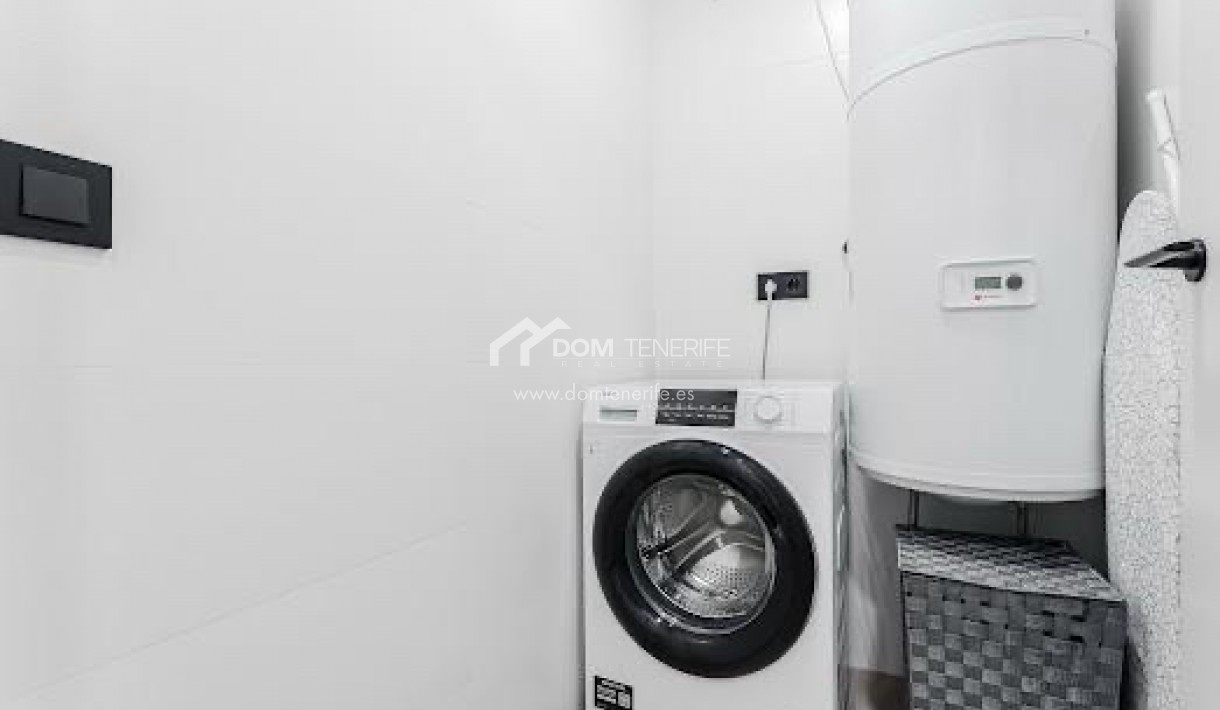 Venta - Apartamento -
Adeje - El Madroñal