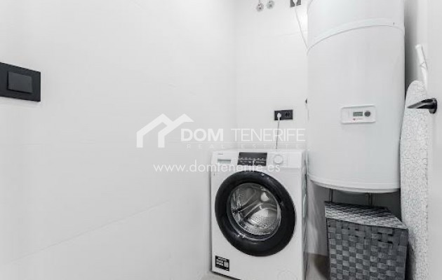 Venta - Apartamento -
Adeje - El Madroñal