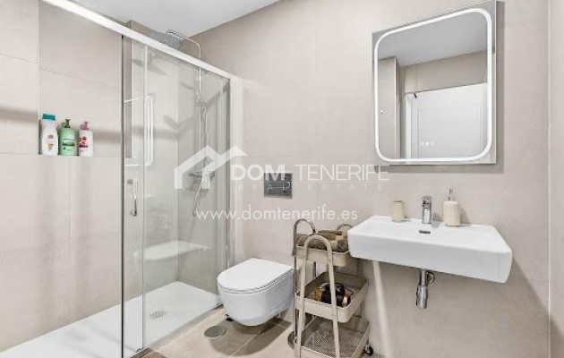 Venta - Apartamento -
Adeje - El Madroñal