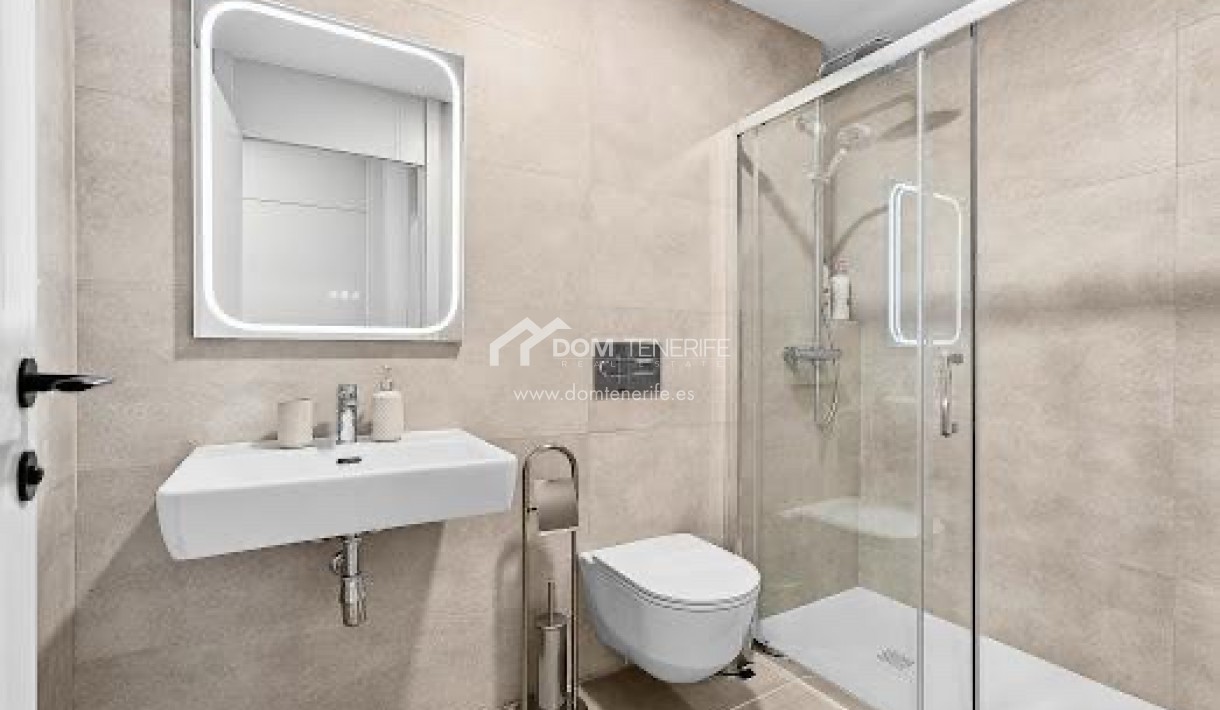 Venta - Apartamento -
Adeje - El Madroñal