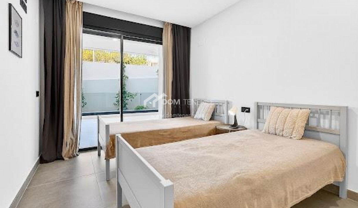 Venta - Apartamento -
Adeje - El Madroñal