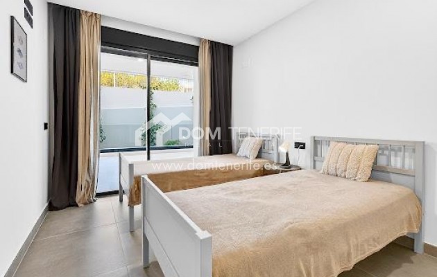 Venta - Apartamento -
Adeje - El Madroñal