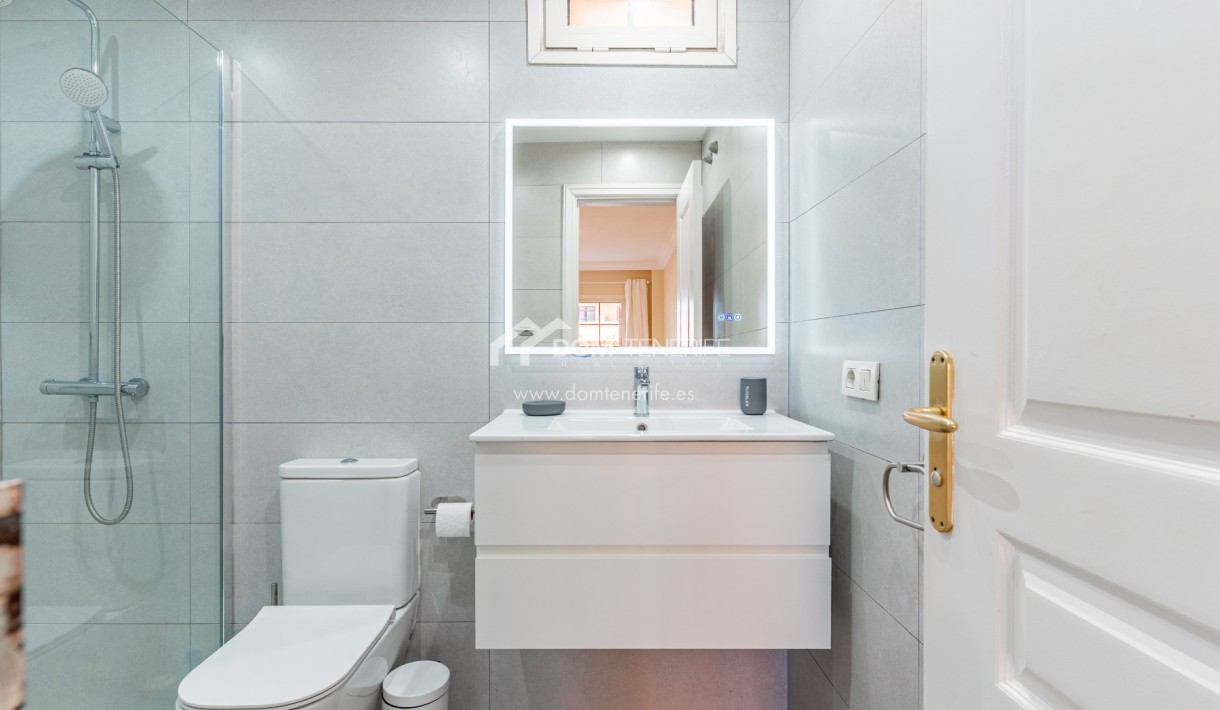 Sale - Apartment -
Adeje - El Duque