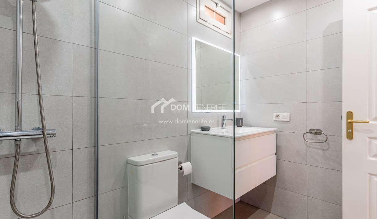 Sale - Apartment -
Adeje - El Duque