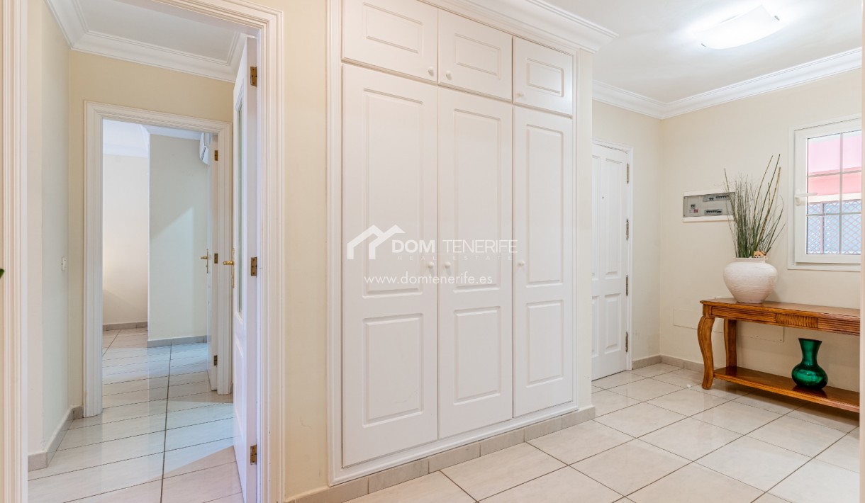 Sale - Apartment -
Adeje - El Duque
