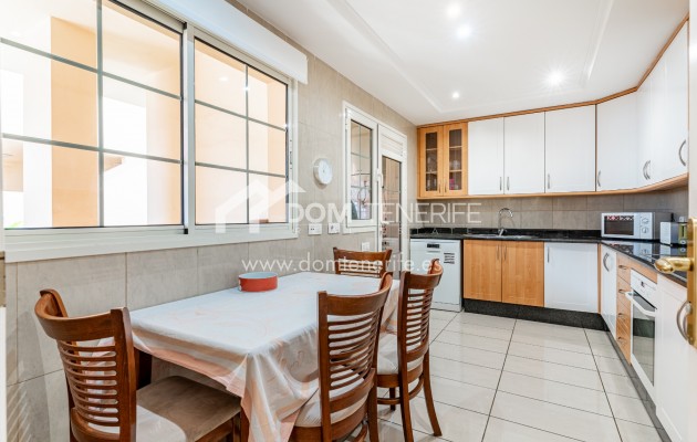 Sale - Apartment -
Adeje - El Duque