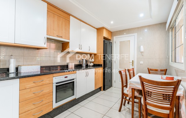 Sale - Apartment -
Adeje - El Duque