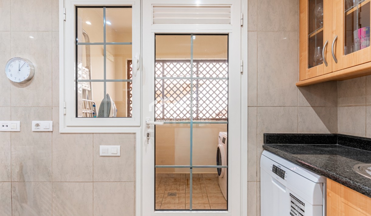 Sale - Apartment -
Adeje - El Duque