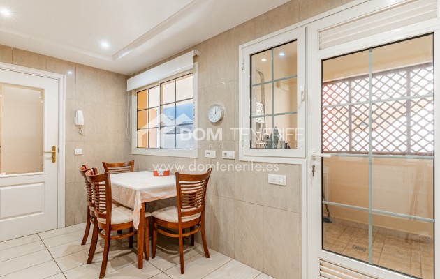 Sale - Apartment -
Adeje - El Duque