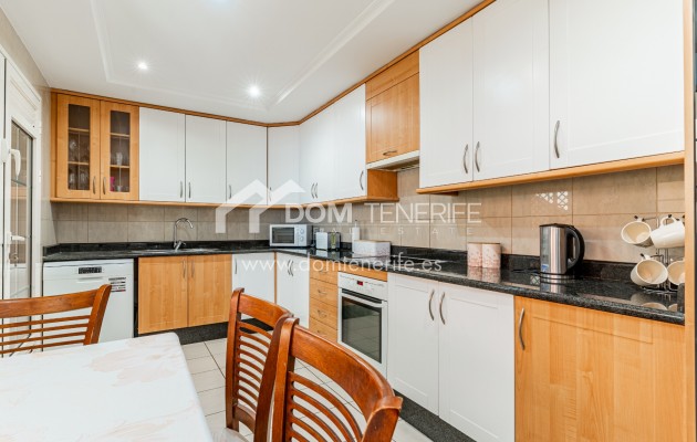 Sale - Apartment -
Adeje - El Duque